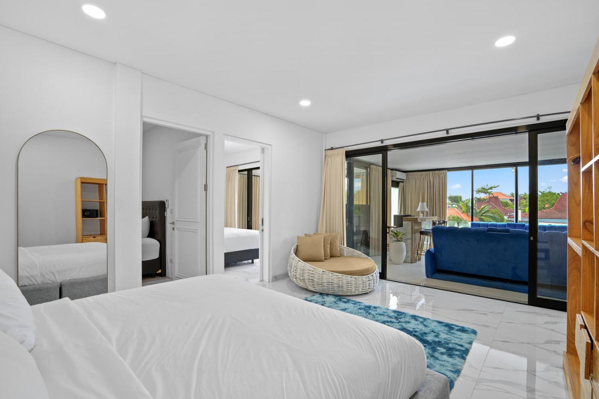 Large Luxury Modern Mansion Sleeps 8 Up To 50 * Seminyak (Bali)