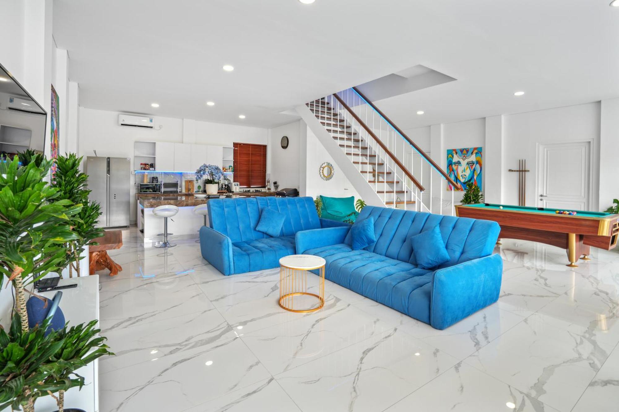 Large Luxury Modern Mansion Sleeps 8 Up To 50 * Seminyak (Bali)